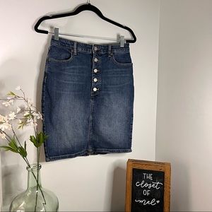 Banana Republic Denim Skirt